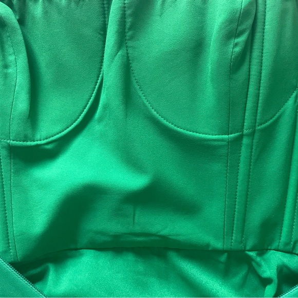 Evening Gown - Picture 10 of 12